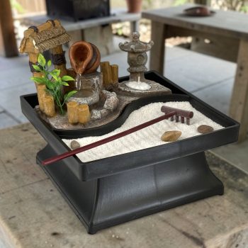 Fuente con Jardin Zen y vela